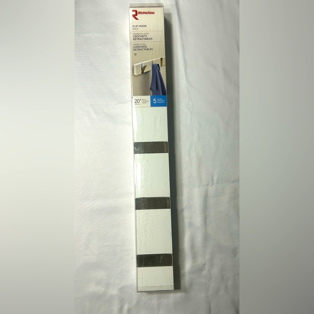 RICHELIEU Modern Hook Rack 2 For $30 - Picture 2 of 7